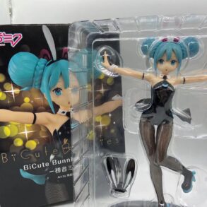 Hatsune Miku - BiCute Bunnies
